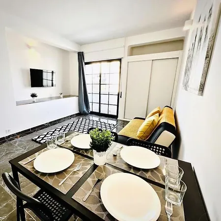 Apartman Brand New Studio, Top Location, Next Attractions