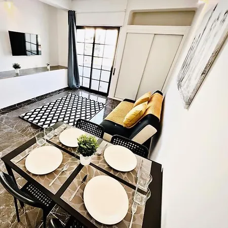 Brand New Studio, Top Location, Next Attractions